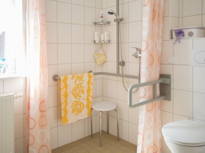 Barrierefreies Badezimmer